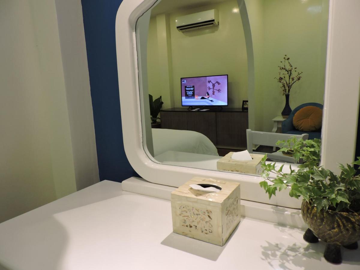 Deluxe Double Room With Window + Free Laundry